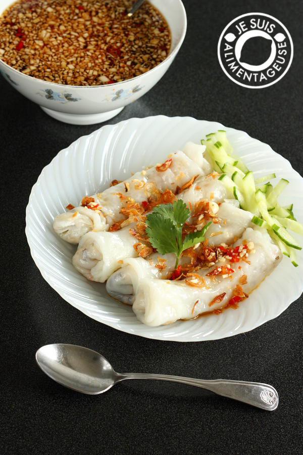 Bánh cướn chay - Vietnamese Vegetarian Stuffed Rice Rolls from alimentageuse.com